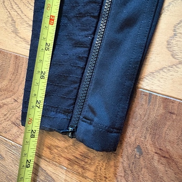 Athleta Women's Headlands Hybrid Moto Tight Leggings Zip Ankle Pockets Black 0 - Picture 11 of 11